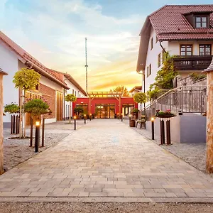 - Restaurant Eberlwirt 3*, Bruckberg Duitsland